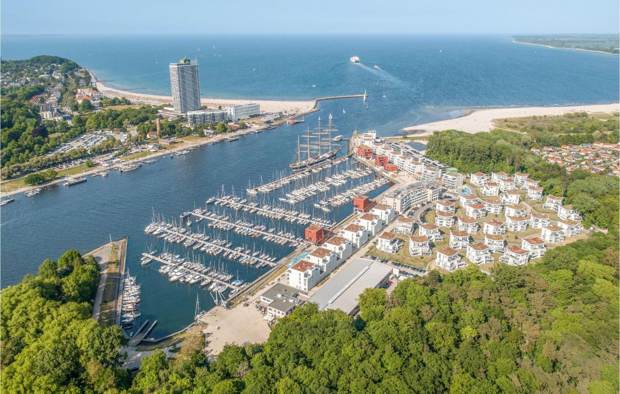 Duenenvilla Superior Lübeck Exteriör bild